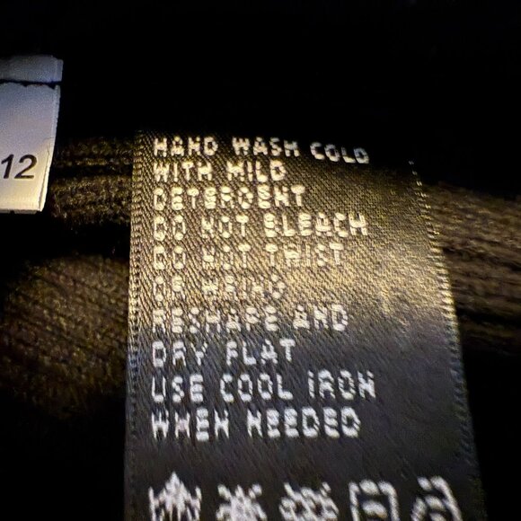 August Silk Black Stretchy 3/4 Sleeve Sweater w/Ruffle Neck - Medium - Picture 4 of 4